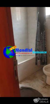 Appartement à louer F3 composer 2 chambre salon transformable des toilettes et cuisine avec balcon nouveau troisième étage Dakar Platon | Dakar-Plateau