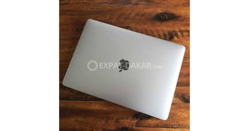 MacBook Air m1 2021