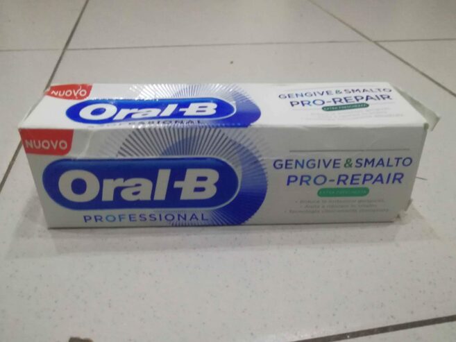 Découvrez nos pâtes dentifrices Genitive & Smalto Pro-Repaire d’Oral-B, conç…