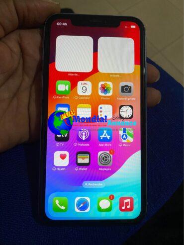 iPhone XR 64g bêta 85% très clean a vendre prix 135 000f tel 772076482 sur factu…