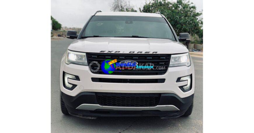 FORD EXPLORER PLATINUM 2016