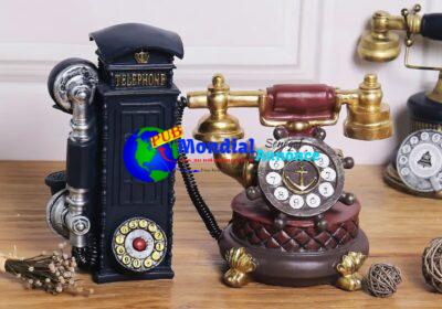 Creative-Resin-Telephone-Retro-Nostalgic-Desktop-Ornament-Handmade-Old-Phone-for-Living-Room-Bedroom-Hotel-Wine.jpg