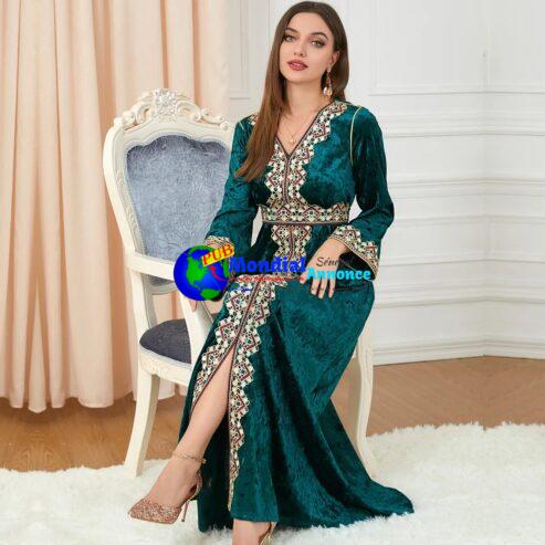 Women Embroidered Corduroy Dress Slit Long Sleeves Dubai Turkey Muslim Abaya Evening Party Dress Elegant Abaya Morocco Caftan