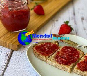 Confiture de fraises et de rhubarbe (faible en sucre)