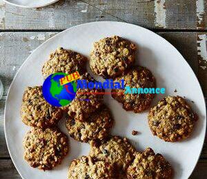 Biscuits à l'avoine, aux raisins et aux canneberges à faible teneur en sucre