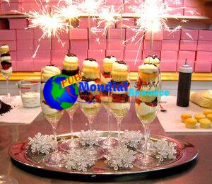 Dessert Cupcake Sparkler Aux Fraises Et Au Champagne