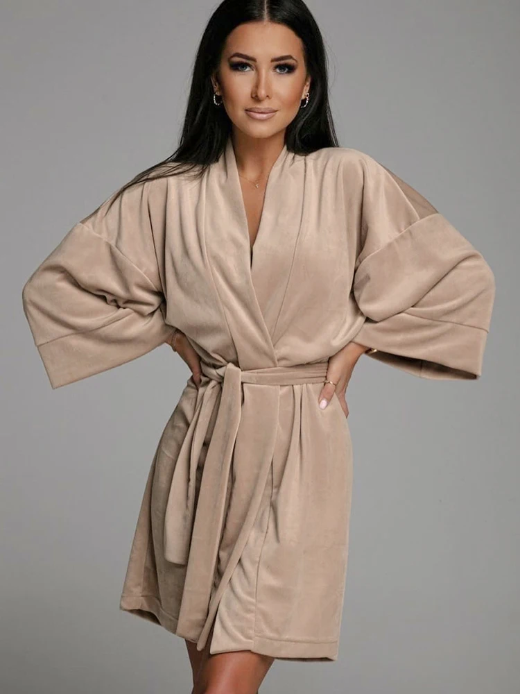 Restve Khaki Robes For Women Knitted Velvet Three Quarter Sleeve Sleepwear Sashes Loose Bathrobe Female Winter Woman Clothes