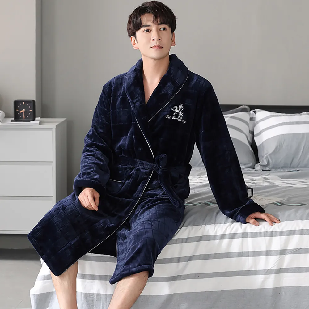 Winter-Warm-Flannel-Bathrobe-for-Men-Casual-Loose-4XL-Shower-Robe-Fashion-Man-Solid-Letter-Embroidery.jpg