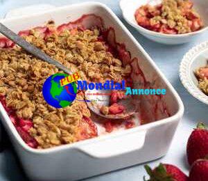 Low-Sugar Strawberry Rhubarb Crisp