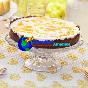 No-Bake Cheesecake with Gingersnap Crust and Mango Puree