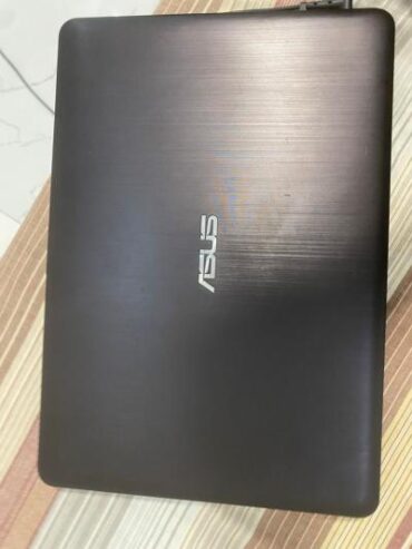 Ordinateur asus a vendre à 70.000