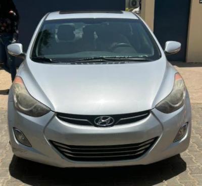 HYUNDAI ELANTRA 2015 VENANT