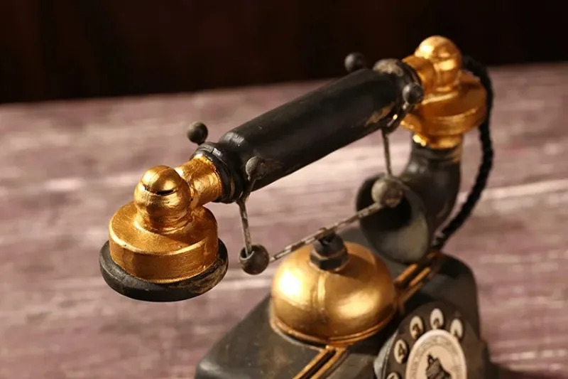 S4f35389a4478459785ed4bfcd9fe5f92k - Vintage Telephone Statues Retro Old Antique Phone Sculpture Coffee Bar Desktop Decoration Telephone Model Decor Home Ornament