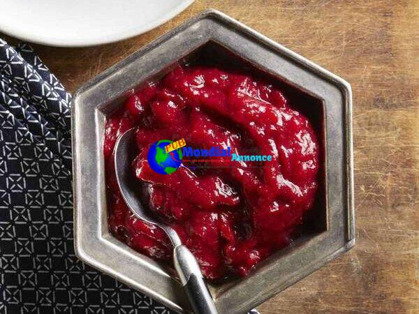 No-Sugar-Added Cranberry Sauce