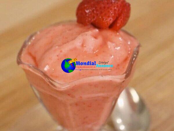 Sugar-Free Strawberry Frozen Yogurt