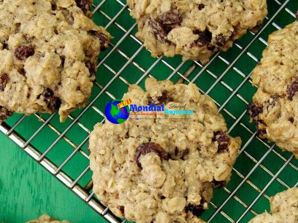 Gluten-Free Vegan Oatmeal Raisin Cookies