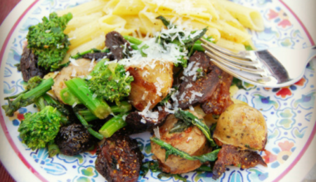 Broccoli Raab with Sausage, Dim Mission Figs and Gluten-Free Hot Pepper Ziti