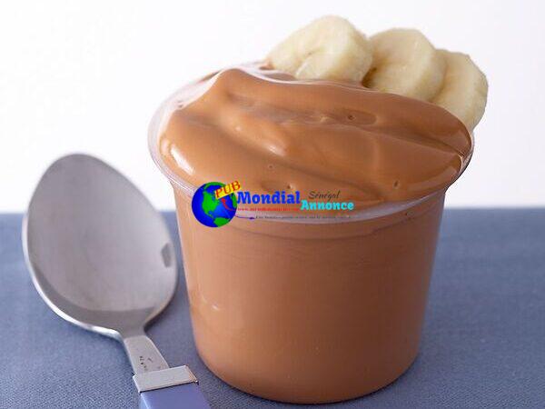 Pudding with Banana Slices