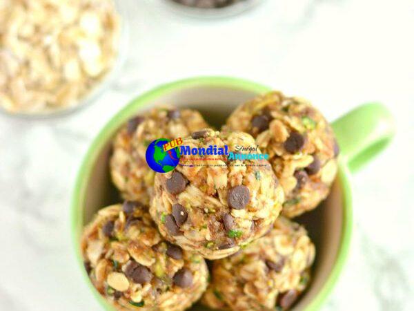 Zucchini Chocolate Oatmeal Bites