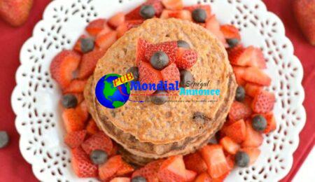 Strawberry Oat Chocolate Chip Greek Yogurt Pancakes