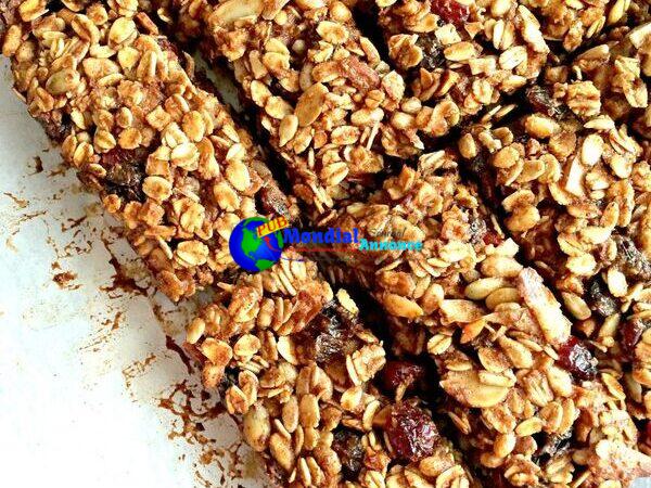 Muesli Banana Hemp Bars