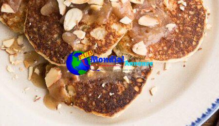 Gluten-Free Banana-Almond Pancakes with Date Caramel