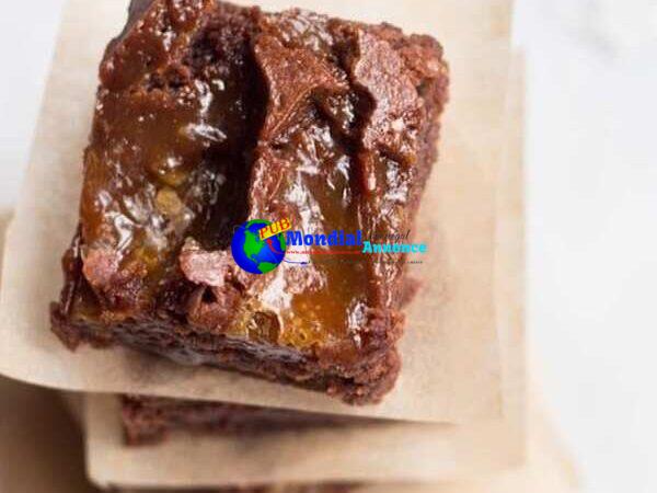 Gooey Salted Caramel Brownies