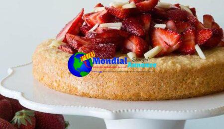 Gluten-Free Almond Cake With Strawberries