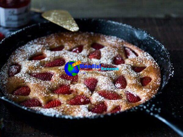 Strawberry Skillet Cake