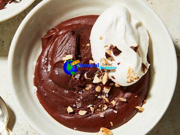 Easy Chocolate Mousse With Whipped Cream and Sea Salt