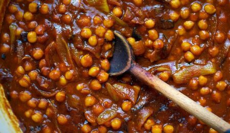 Inspiring Chickpea and Sour Tomato Curry with Noodles