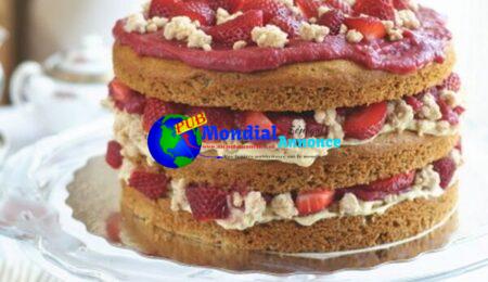 Strawberry Layer Cake with Pastry Cream Filling and « White Chocolate » Covered Cookie Crumbs, PART II