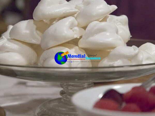 Sweet, Gentle, and Crunchy Meringues