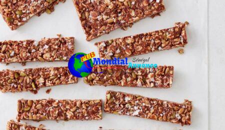 Straightforward No-Bake Chewy Granola Bars