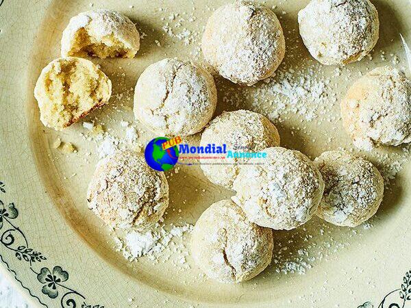 Amaretti biscuits