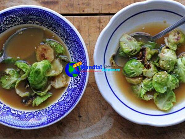 Crisp-Gentle Brussels Sprouts In 7-Spice Broth