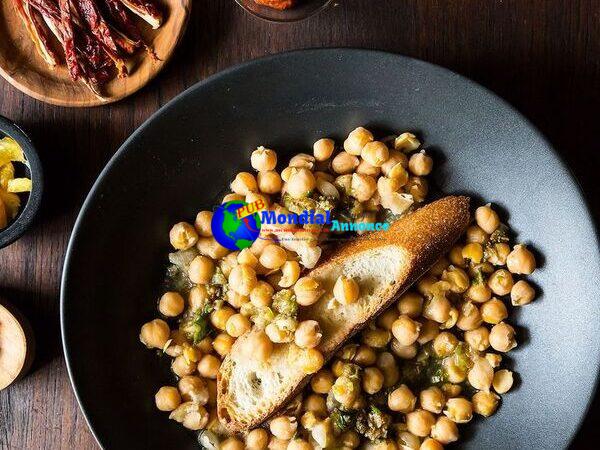 Lablabi (Tunisian Involving Chickpea Stew)