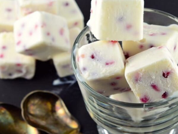 Frozen Greek Yogurt and Pomegranate Bites