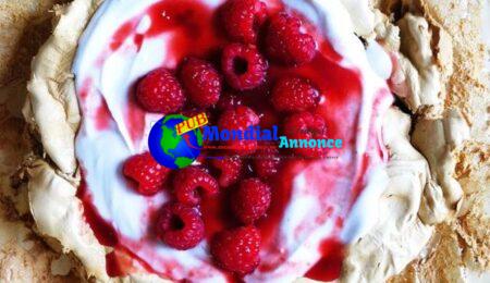 Pavlova with Whipped Coconut Cream