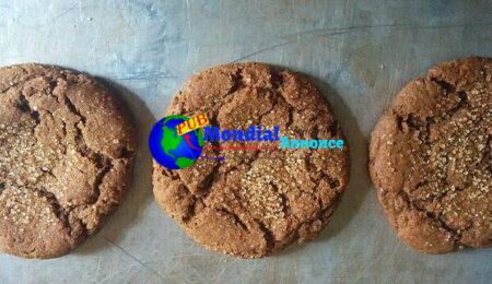 Molasses Clove Cookies