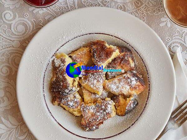 Kaiserschmarrn (Austrian Scrambled Pancakes)