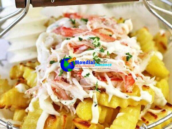 Garlic Crab French Fries With Aioli Sauce