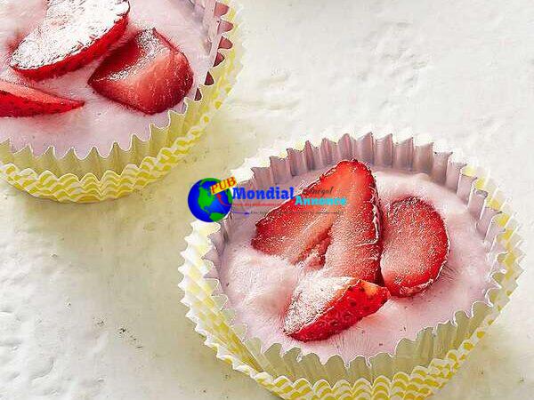 Strawberry-Banana FroYo Cup