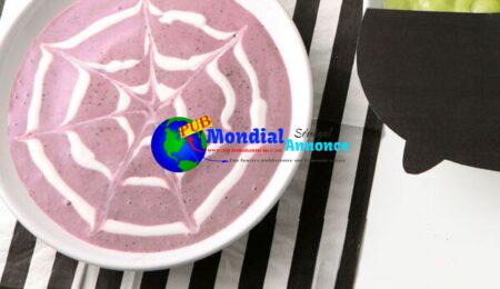 Spiderweb Smoothie Bowl