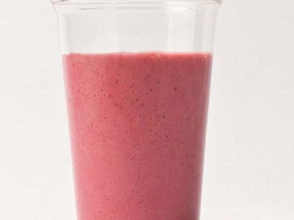 Raspberry And Nut Smoothie