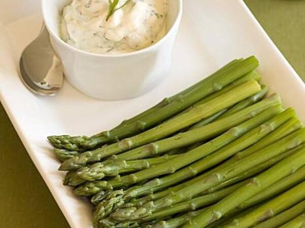 Asparagus With Tarragon Mayonnaise