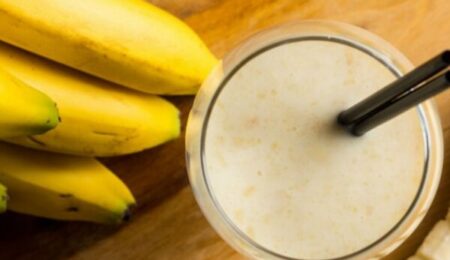 Kim Kardashian’s Breakfast Smoothie