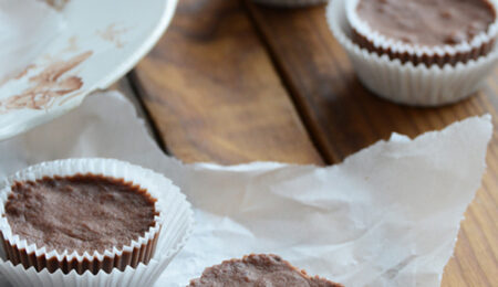 Healthy Chocolate-Walnut Fudge