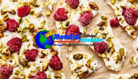 Frozen Yogurt Bark