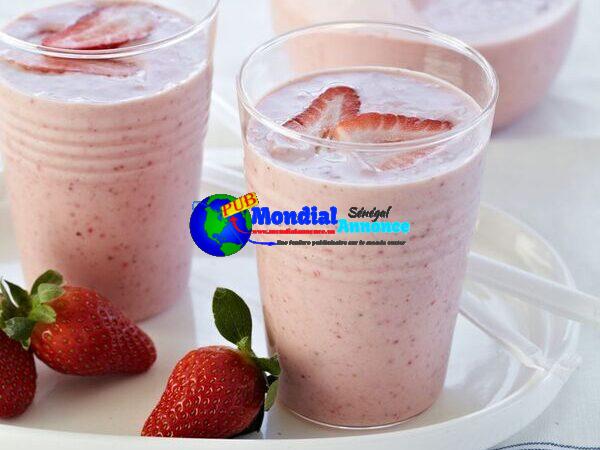 Strawberry, Banana and Almond Butter Smoothie